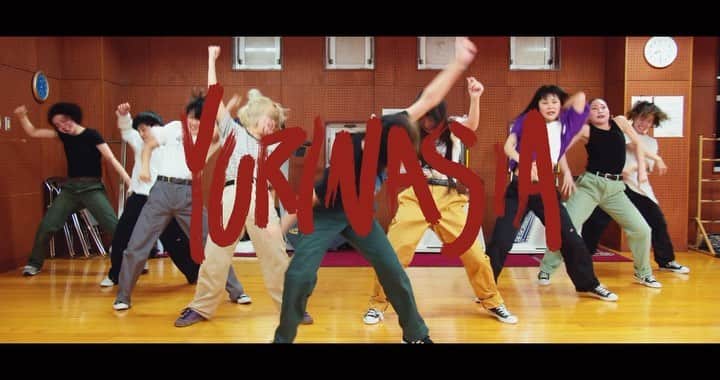 yurinasiaのインスタグラム：「choreographer @yurinasia  撮影映像制作 @ayumugugu  music @wurts2021   dancer @yurinasia  @cocoroyen  @luychanii  @bethharmon_sanjunipero  @bubblegum_sanjunipero  @peco_ji  @rioparasite  @skma_of  @rasen_rn   #wurts #yurinasia #jABBKLAB #dance」