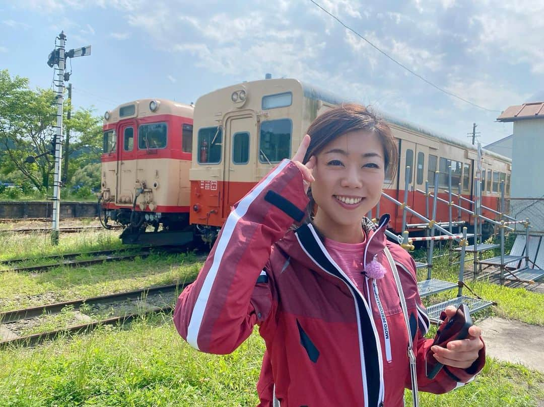 木村亜美さんのインスタグラム写真 - (木村亜美Instagram)「今日も、いすみ鉄道さんにたくさんお世話になりました🙇‍♀️✨️ ネーミングライツ「週刊バイクTV駅」 実現に向けて着々と進行中！🚞 . . . #週刊バイクTV #チバテレ #いすみ鉄道 @isumirail_official  #PeaceMaker @peacemakerchiba   #木村亜美」6月19日 22時24分 - ami_kimura0327