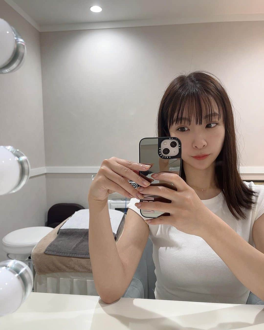 板野成美さんのインスタグラム写真 - (板野成美Instagram)「本番前に整えたくて美容鍼行ってきました🪡✨ 頭ほぐしてもらってめちゃ楽になったー😭最近朝が浮腫みにくくなってるのも実感✨ 　  　#美容鍼VeLine  　#美容鍼恵比寿 #美容鍼 #VeLine  　#形状記憶美容鍼  　#きゅきゅっと美容鍼」6月19日 22時34分 - narumi_0821