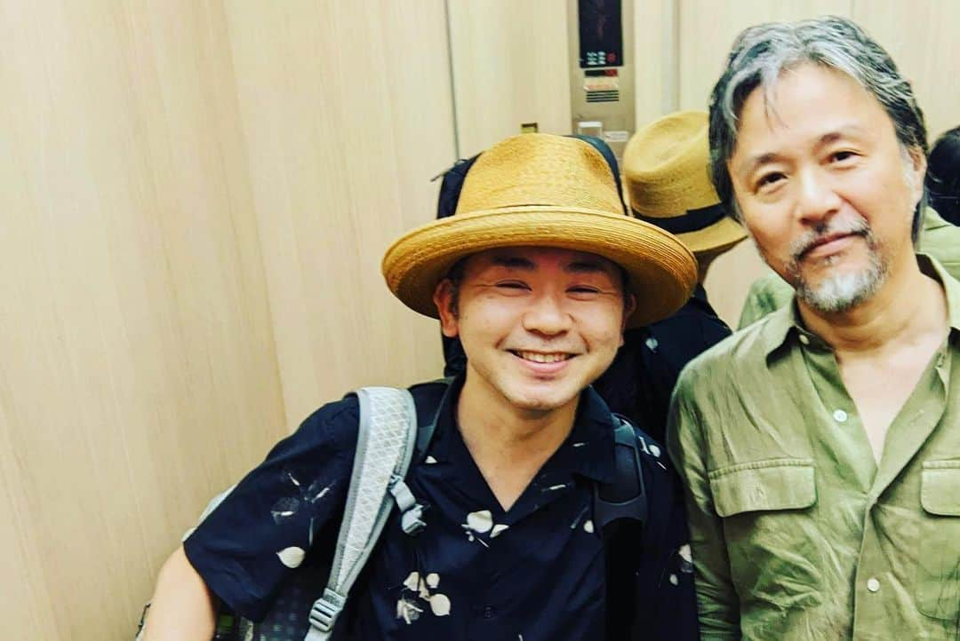 谷口崇さんのインスタグラム写真 - (谷口崇Instagram)「充実の6月前半戦でした。鹿児島、福岡、千葉、東京。どれだけ力を抜いて歌えるか。ベクトルは変わっても、歌うことはただただ楽しいよね。各会場来て下さいましてありがとうございました！  #谷口崇  #谷口崇高い声  #少年ラヂオ  #遠山八音  #shotbarkidrock  #ニッキーボリバン  #今給藜博美  #バー吉松管理人 #フランシス  #aro  #佐々木隆宏  #ザナチュラルキラーズ  #少年タイチ  #陣内和生  #anga  #平野友義  #加藤伎乃  #新宿sact   さて、いよいよ、いよんいよん、年に一度の大風呂敷、七夕ライブ2023です！今年は、例の2人はもちろん、ダンディ担当ギター平野友義、若さほとばしりまくり担当の息子Switch ON、と大所帯世代超えバンドでお送りいたします！ご予約はプロフィールのリンク先からです！オコシアレー！」6月19日 22時33分 - sweetbabytt