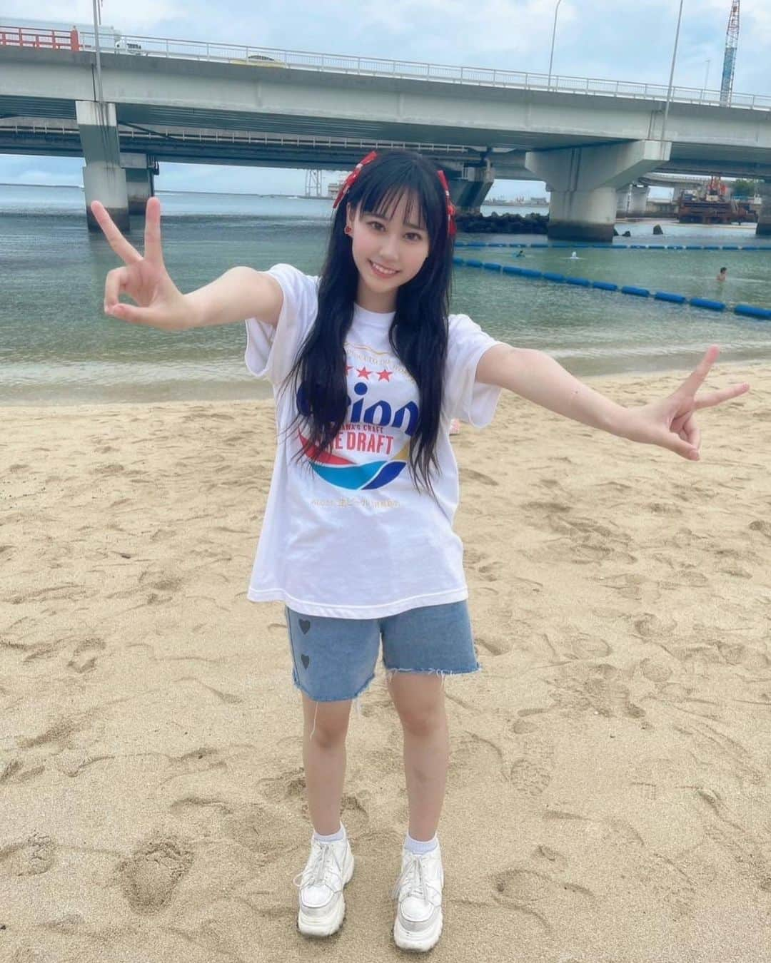 雨宮鈴奈さんのインスタグラム写真 - (雨宮鈴奈Instagram)「沖縄🌺🌴2023.6.16〜6.18  最高の3日間でしたჱ̒⸝⸝•̀֊•́⸝⸝)‪   #沖縄 #アイドル #大阪 #jk  #シンセカ」6月19日 22時42分 - amemiya_suzuna