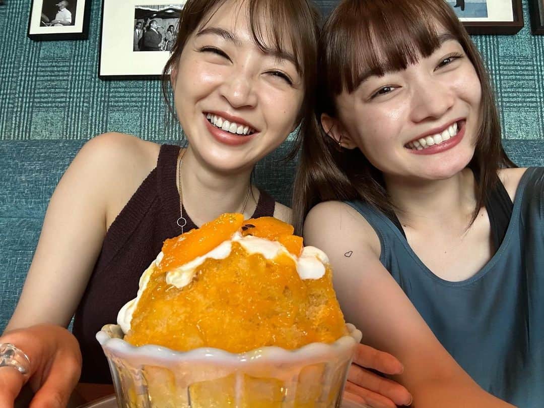 上西星来のインスタグラム：「撮影でご一緒してから仲良くなったななちゃんとかき氷な日🍧🥭妹より年下の友達は初めて😘  どんな瞬間でもかわいいななちゃん🥹を激写📸 シャッターが止まらない🫶🏻  またすぐに会いたくなっちゃう人柄の虜になってしまった♡」
