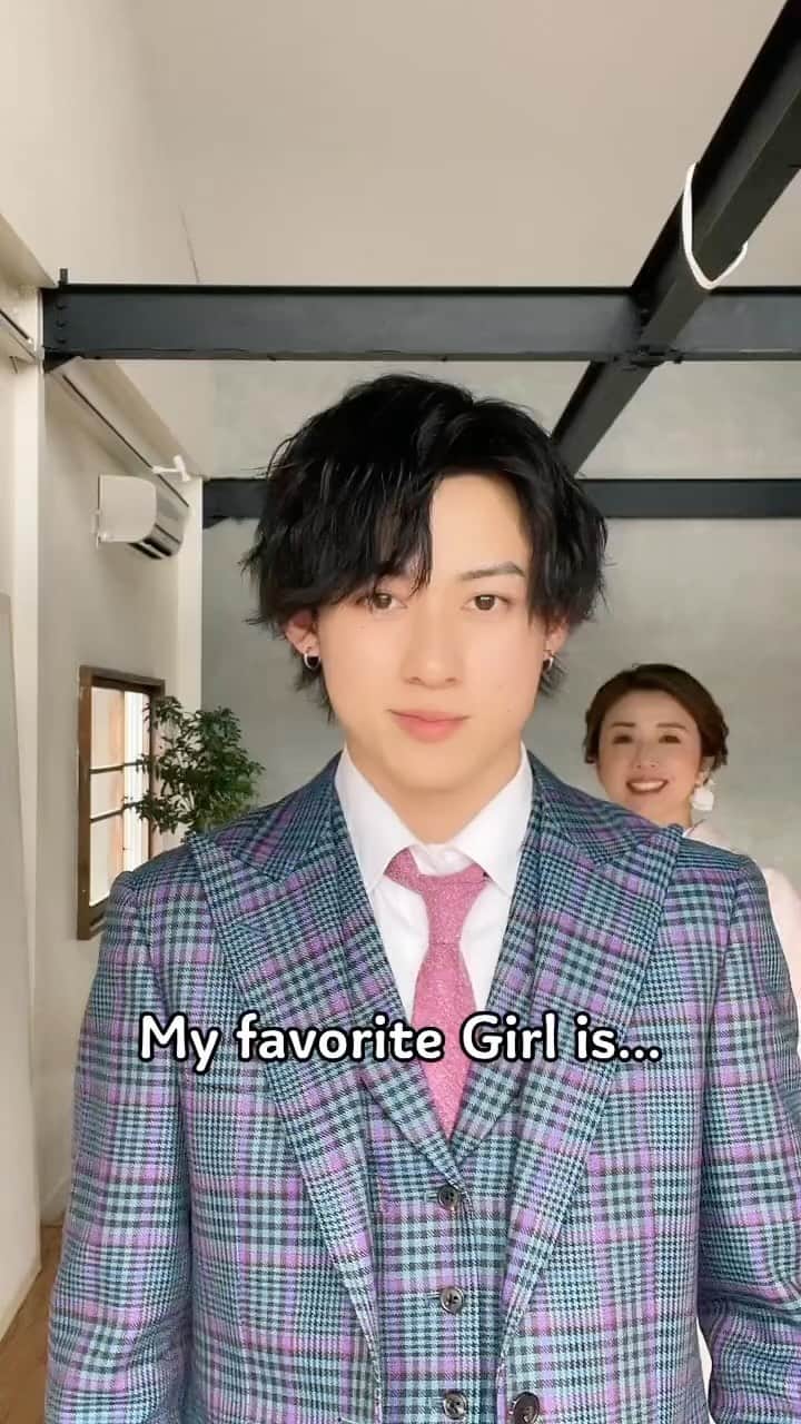 りゅうとのインスタグラム：「Who is your favorite person?  من هو المفضل لديك  siapa favoritmu  당신이 좋아하는 사람은 누구입니까?  Sino ang iyong paborito  ใครคือคนโปรดของคุณ」