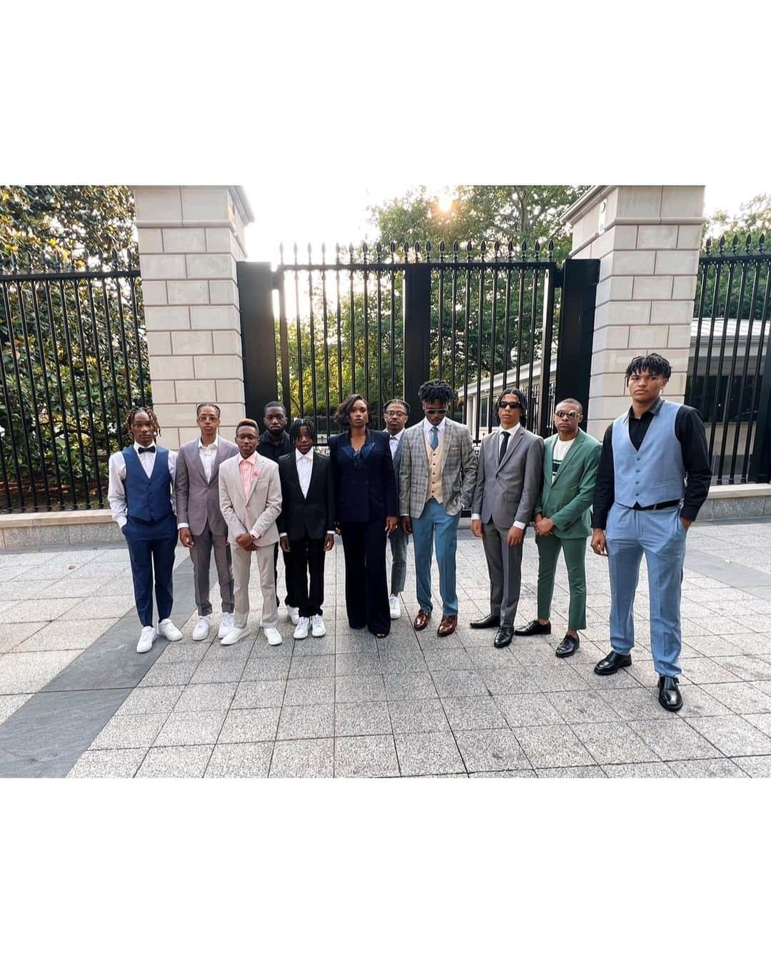 ジェニファー・ハドソンさんのインスタグラム写真 - (ジェニファー・ハドソンInstagram)「Last week, I got to bring my kid and my boys to the White House for the first-ever Juneteenth Concert on the South Lawn.  So special to be able to share this historic moment with them . Thank you, President @joebiden and Vice President @kamalaharris for the invitation. We will never forget it. Happy #Juneteenth, everyone !  🎥: Mike McCoy, Jackie Padilla」6月19日 22時49分 - iamjhud