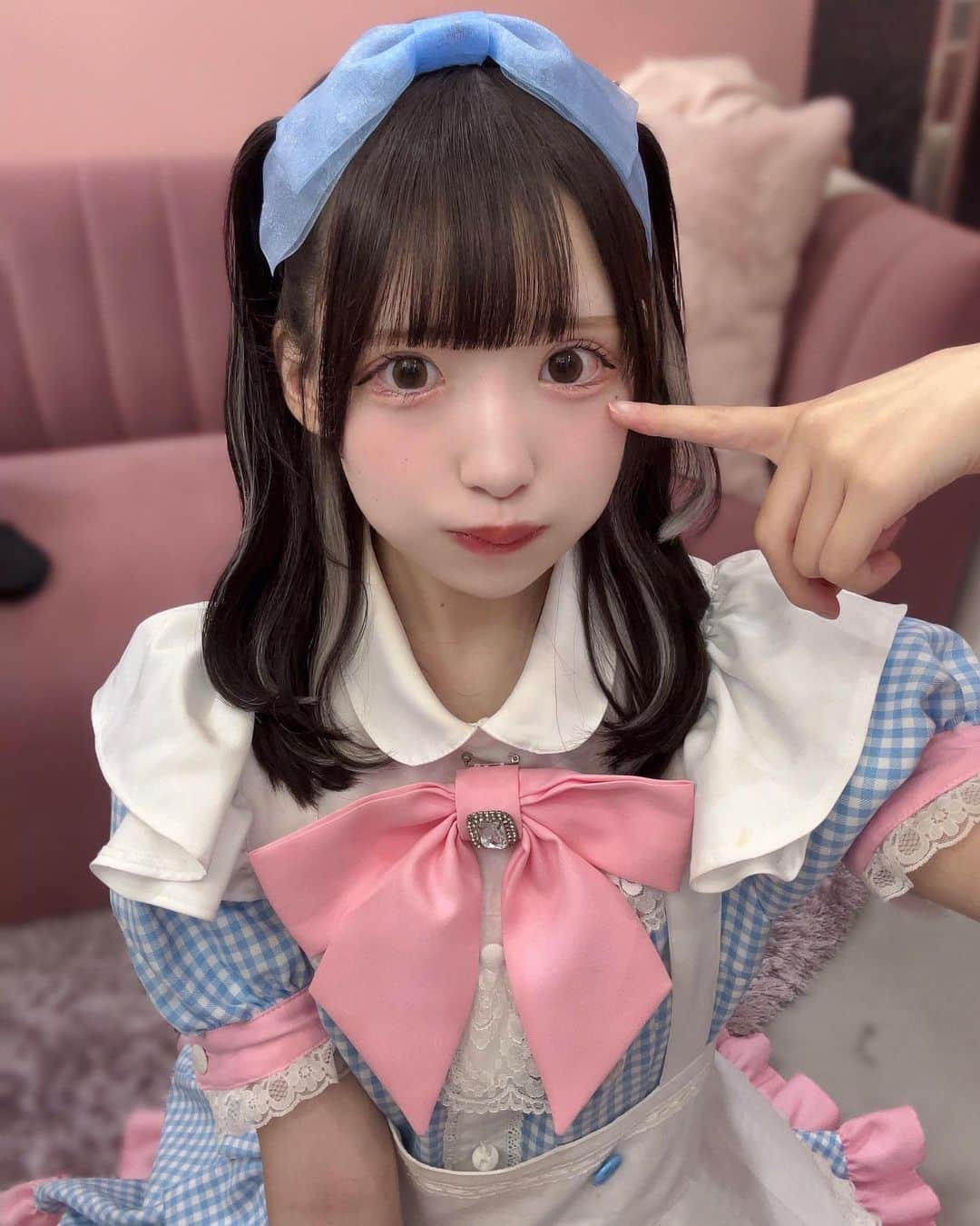 姫崎もえさんのインスタグラム写真 - (姫崎もえInstagram)「🫤  ・  ・  #アイドル #地下アイドル #コンカフェ嬢 #コンカフェ #雰囲気好きな人いいね #地雷女 #地雷系#地雷女子と繋がりたい #量産型ヲタク #量産型コーデ #jk #jkブランド  #他撮り #自撮り界隈 #自撮り界隈の人と繋がりたい #1mmでもいいなと思ったらいいね #美男美女と繋がりたい #いいねした人全員フォローする #いいね返し #地下アイドル好きな人と繋がりたい #粉我 #偶像 #メイドカフェ #メイド服 #Instagood #photooftheday #グラビアアイドル #撮影会モデル #被写体になります」6月19日 22時50分 - moenya_n