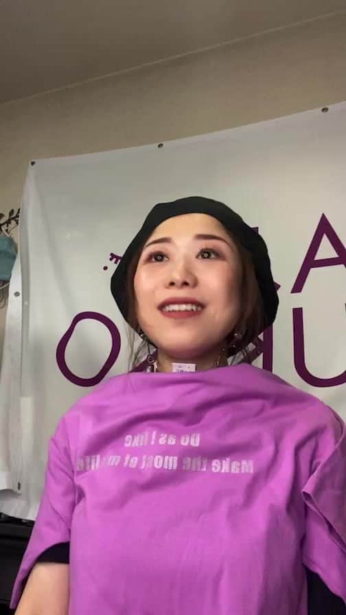 のインスタグラム：「本日も🎥配信アリガトウでした💜  次回は明日❣️夜を灯してからの配信です😋  Tシャツも間に合えば先行販売することになりました😳 タノシミニシテテネ🫶  素敵なゲストもお迎えします👏是非遊びにいらして下さい❣️  そして6/21.25のワンマンライブも ご予約オマチシテオリマス💋  ARIGATO❣️  【6/20のLight Up This Night🌕は】  番組初😳ゲストにお越しいただきます❣️  白井大輔 氏 蔦江タイチ 氏  ツーマンで共演するお二人🥰 会場でお待ちしてます   🎸心斎橋 夜を灯して 🎟2000円（1d別） open 19:00 start 20:00 配信アカウント : https://twitcasting.tv/yukko1112」