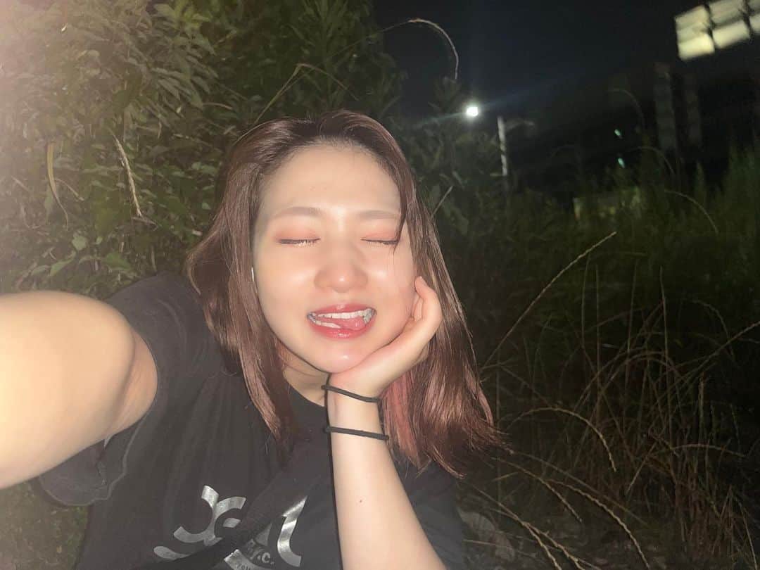 北村來嶺彩のインスタグラム：「. 　僕のことなんか見てない 　くせにさ。 　・ 　#photo #ssw #03 　#Petale #singer #artist」