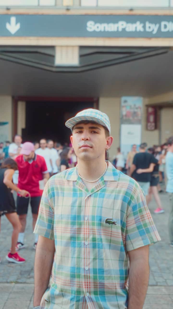 のインスタグラム：「#LacosteSummerVibes 🐊 at the @sonarfestival in📍 Barcelona.」