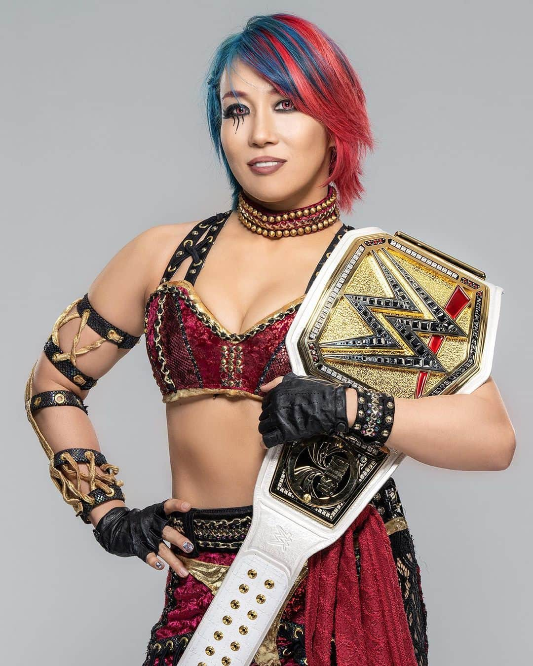 華名（明日華）さんのインスタグラム写真 - (華名（明日華）Instagram)「@wwe_asuka defends the WWE Women’s Title for the FIRST TIME on June 30th on the final #SmackDown before #MITB 👀」6月20日 2時00分 - wwe_asuka