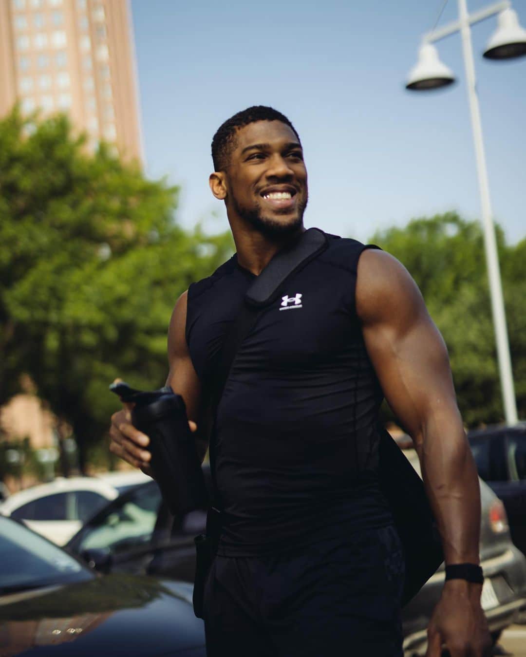 アンソニー・ジョシュアのインスタグラム：「Athlete 💪🏾」
