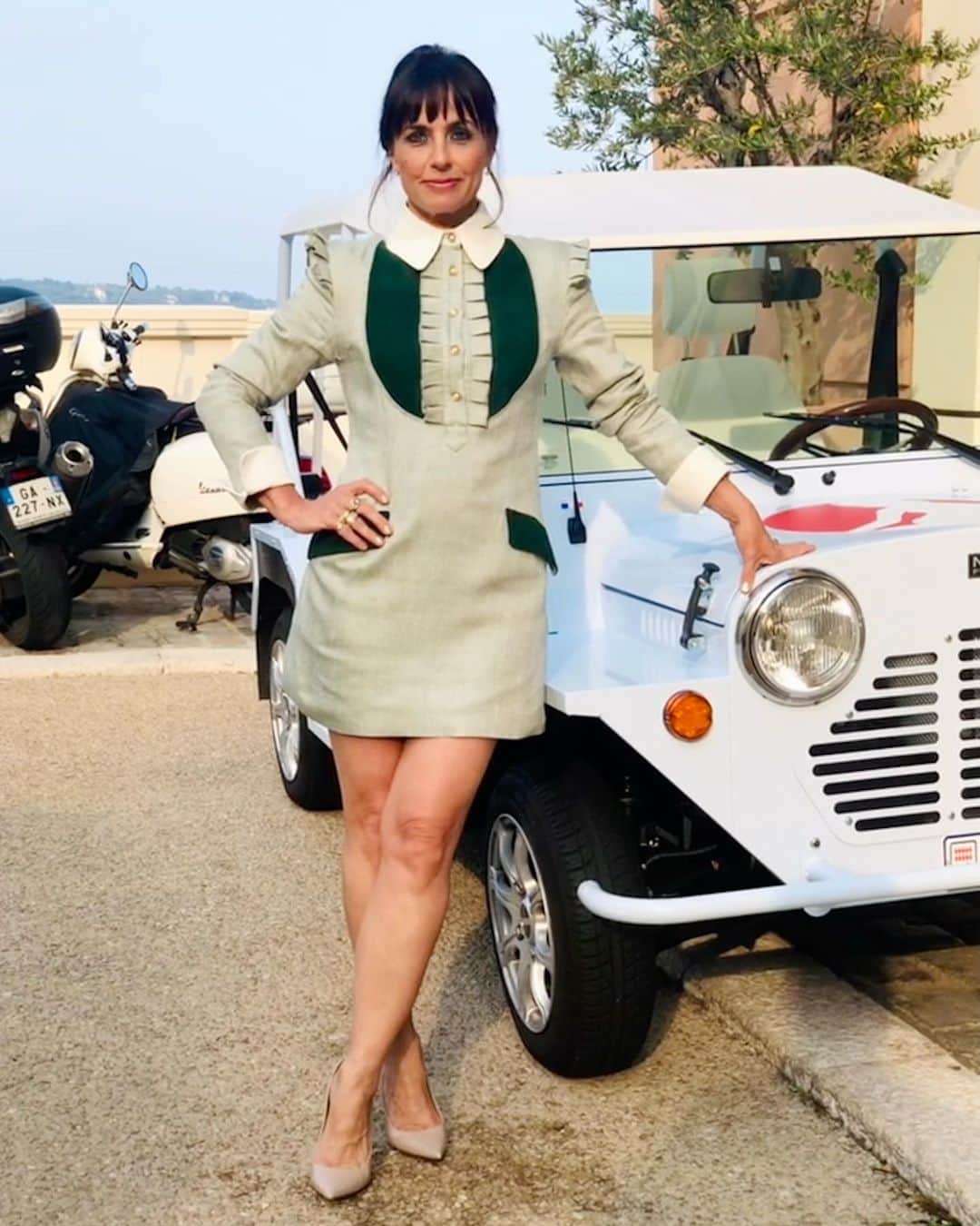 コンスタンス・ジマーのインスタグラム：「Night 3! It stays light until 10pm!! Obsessed with this dress and these little cars they drove us around in! We ate, we drank, we danced until my feet were numb! Thank you @festivaltvmonte_carlo! (Of course the best pics are from @russlamoureux) #shelteronprime」