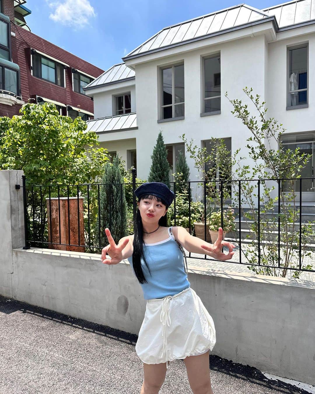 ユ・ボファさんのインスタグラム写真 - (ユ・ボファInstagram)「진짜 빤스만입고 돌아다녀야할판🩲 너무 더워서 숨이 캭캭맥힘😨」6月20日 15時16分 - yoobohwa