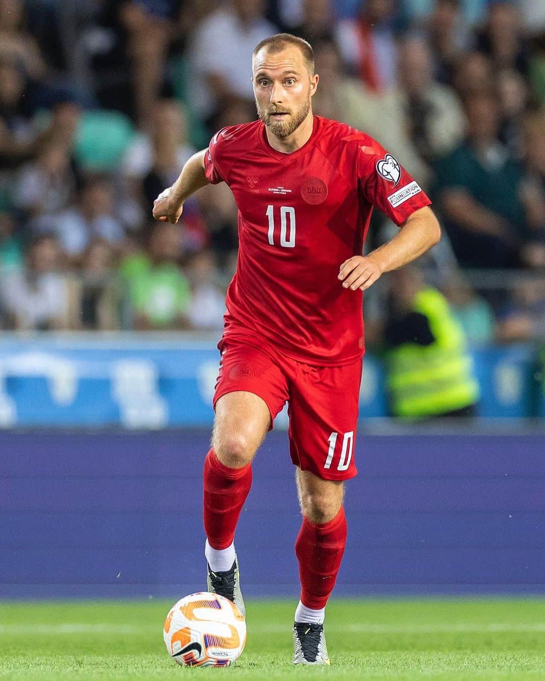 クリスティアン・エリクセンのインスタグラム：「Tak for støtten til disse 2 landskampe! Vi kæmper videre i September💪🏻🇩🇰 #ce10」