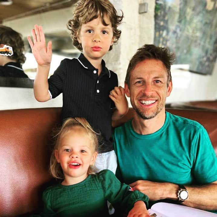 のインスタグラム：「Lovely belated Father’s Day with my little dudes and Wifey! ♥️」
