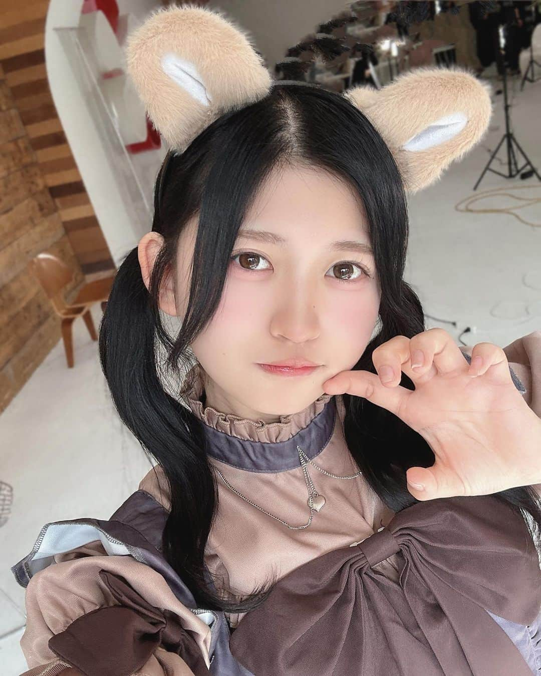 石原さきのインスタグラム：「おはよう待ち‪ ♡゛‬  #idol#IDOL#iapaneseidol#iapaneseculture#アイドル#アイドル衣装#石原さき#女子高生#高校生#Mooove!#jk#jkブランド#jkの素敵な思い出#sjk#sjkブランド#可愛い#コスプレ#熊#自撮り#自撮り女子」