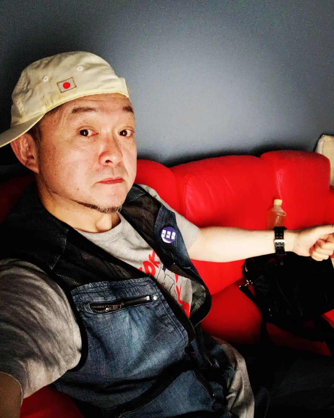松本隆博のインスタグラム：「。⁡ ⁡さ今日も頑張ろー💪⁡ ⁡ラジオ収録と夕方は⁡ ⁡愛媛朝日テレビ生放送⁡ ⁡スーパーJチャンネル⁡ ⁡コメンテーターの日‼️‼️‼️⁡ ⁡明日から東京～からの～アマ⁡ ⁡～からの～北海道札幌。⁡ ⁡楽しみだなー☺️⁡ ⁡⁡ ⁡還暦少年 松本隆博」