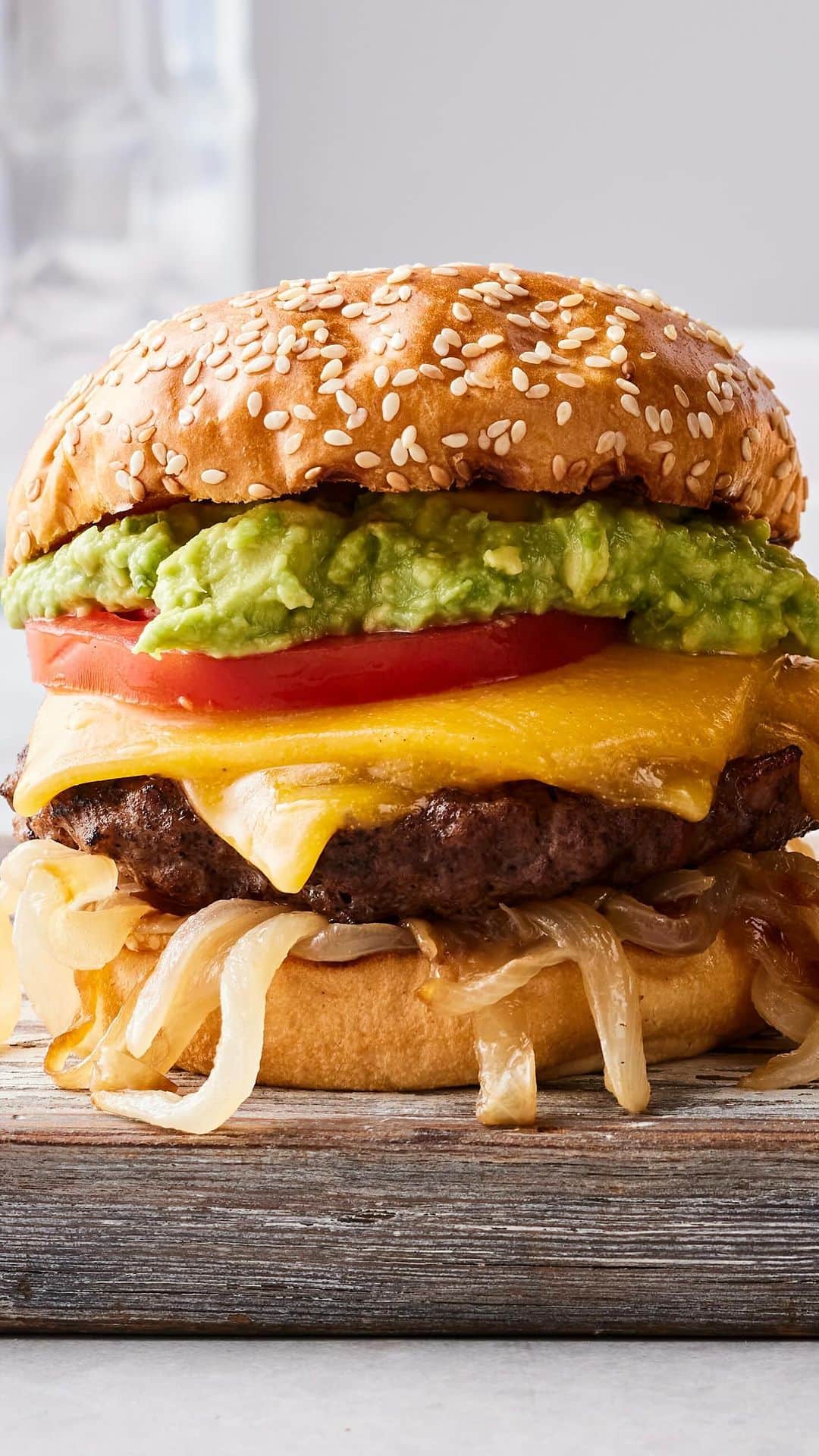 Gaby Dalkinのインスタグラム：「The most glorious Double Cheddar Bacon Burgers known to man!!! Thank you @tillamook」