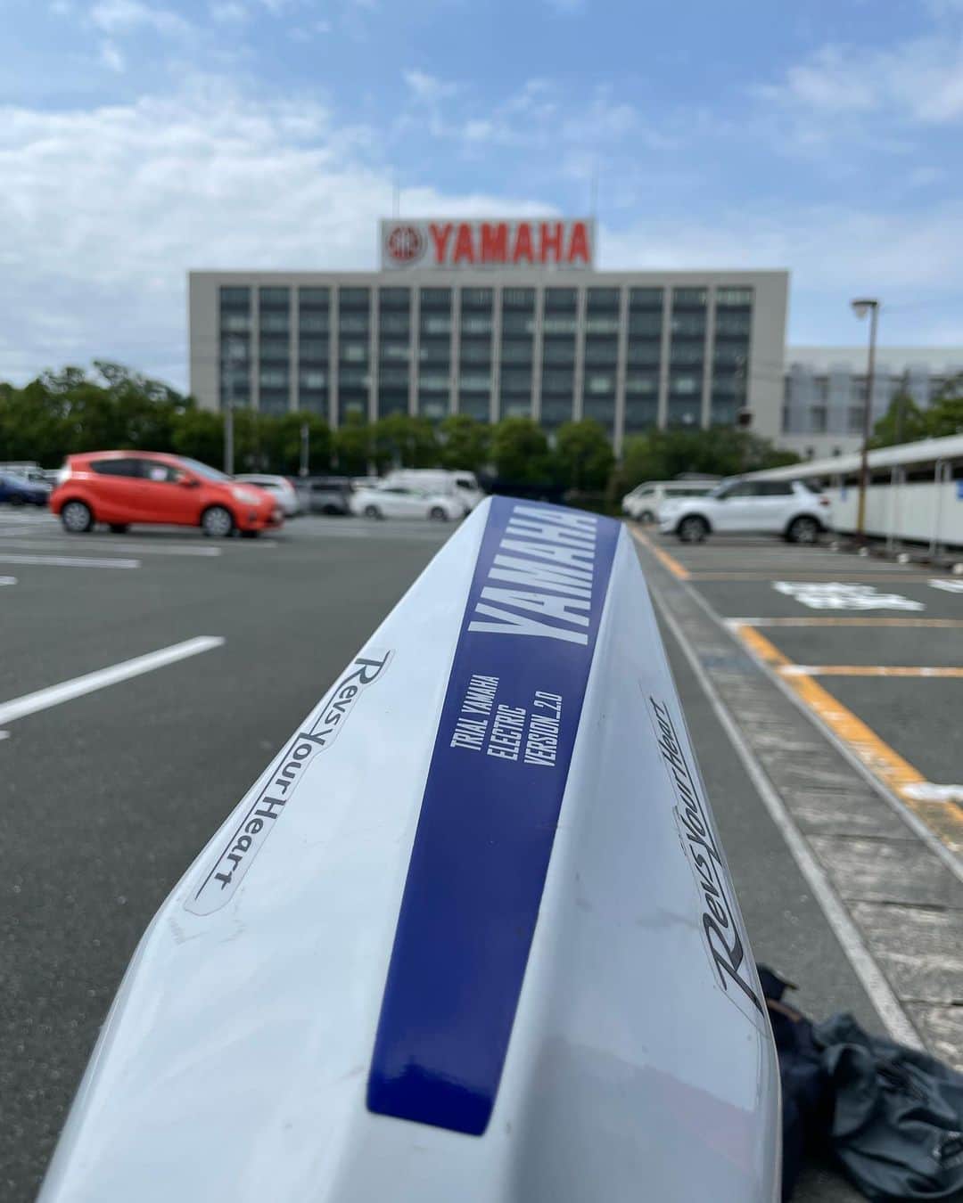 黒山健一さんのインスタグラム写真 - (黒山健一Instagram)「YAMAHA❗️  I'm exchanging for Special mapping💪❤️  #YAMAHA #yamahatrial #電気バイク #Special」6月20日 10時26分 - kenichi_kuroyama