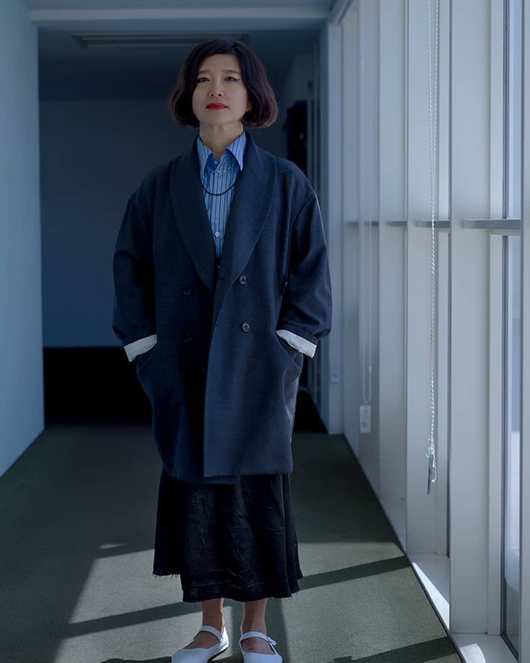 Numero TOKYOさんのインスタグラム写真 - (Numero TOKYOInstagram)「【インタビュー】TOGA古田泰子 「マイノリティで悩んでいる人たちの味方でありたい」  1997年にデザイナー古田泰子が立ち上げた「TOGA（トーガ）」も四半世紀を迎えた。パリ、ロンドンと発表の場を移し、さらにコロナパンデミックを経て変化してきたブランドのあり方と変わらない服作りへの思い。そして、いま次の世代へとつなぐトーガの未来への旅が始まる。  インタビューはNumero.jpにて掲載中。  #numerotokyo #numerojp #numerotokyo #numerotokyo165 #magazine #mode #fashion #art #culture #beauty #lifestyle #people #photo #tokyo #interview #toga #古田泰子」6月20日 20時00分 - numerotokyo