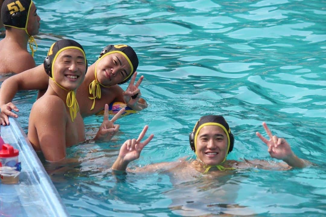 荒井陸のインスタグラム：「We have the morning training everyday at 6am」