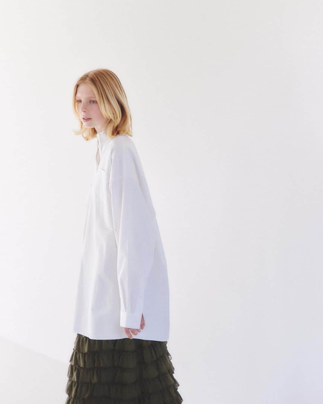 カロリナグレイサーバイシェリールのインスタグラム：「CAROLINA GLASER 2023 SPRING & SUMMER COLLECTION  #carolinaglaser #beams#springsummerfashion #springsummer2023   #カロリナグレイサー #ビームス #大人可愛い」