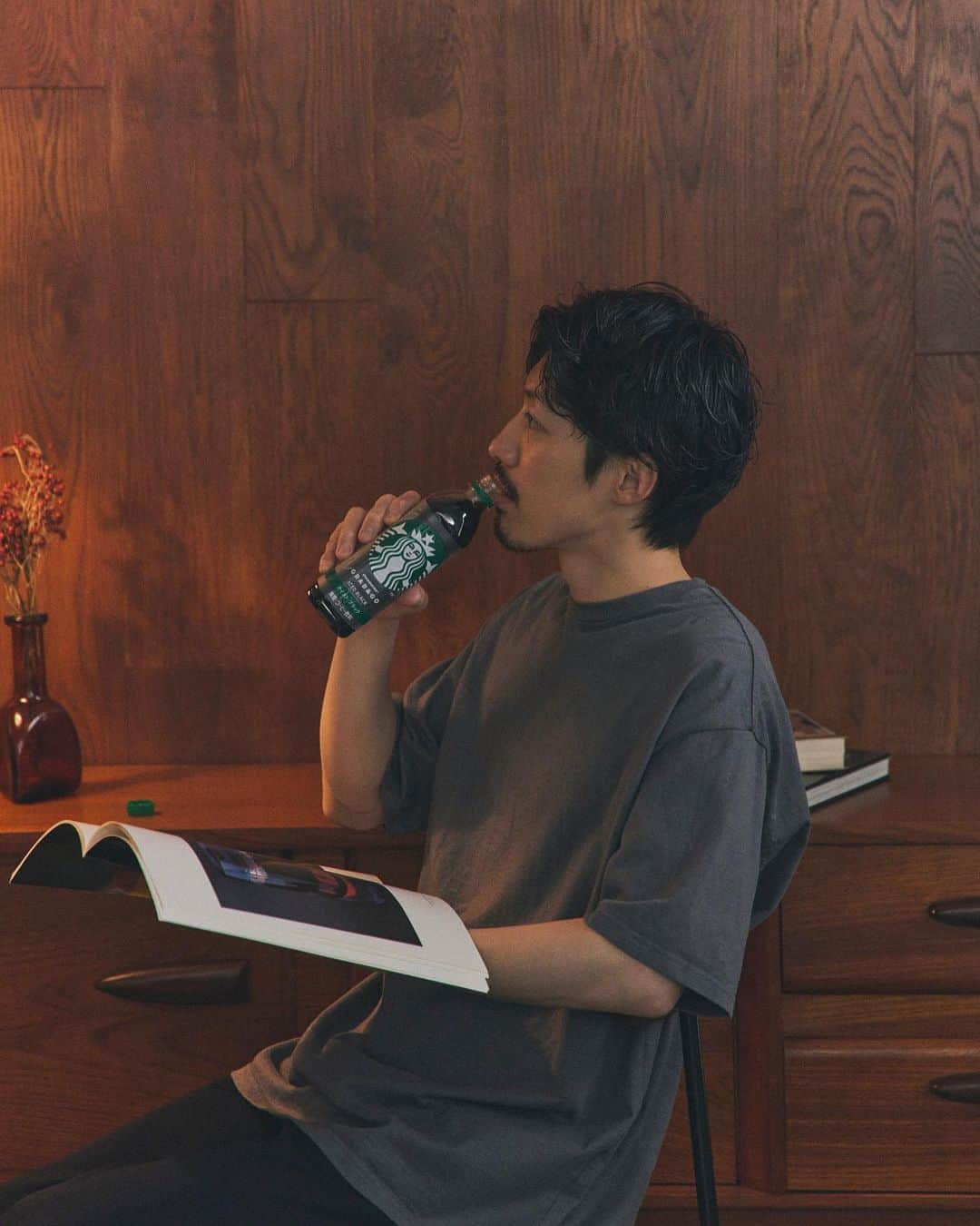 並木一樹さんのインスタグラム写真 - (並木一樹Instagram)「気持ちの良い朝や  ゆったり過ごしたい休日にも飲みたくなるスターバックスの新しいICED BLACK  #スターバックス #GRABANDGO #pr #コーヒーのある暮らし」6月20日 20時30分 - casi_namiki