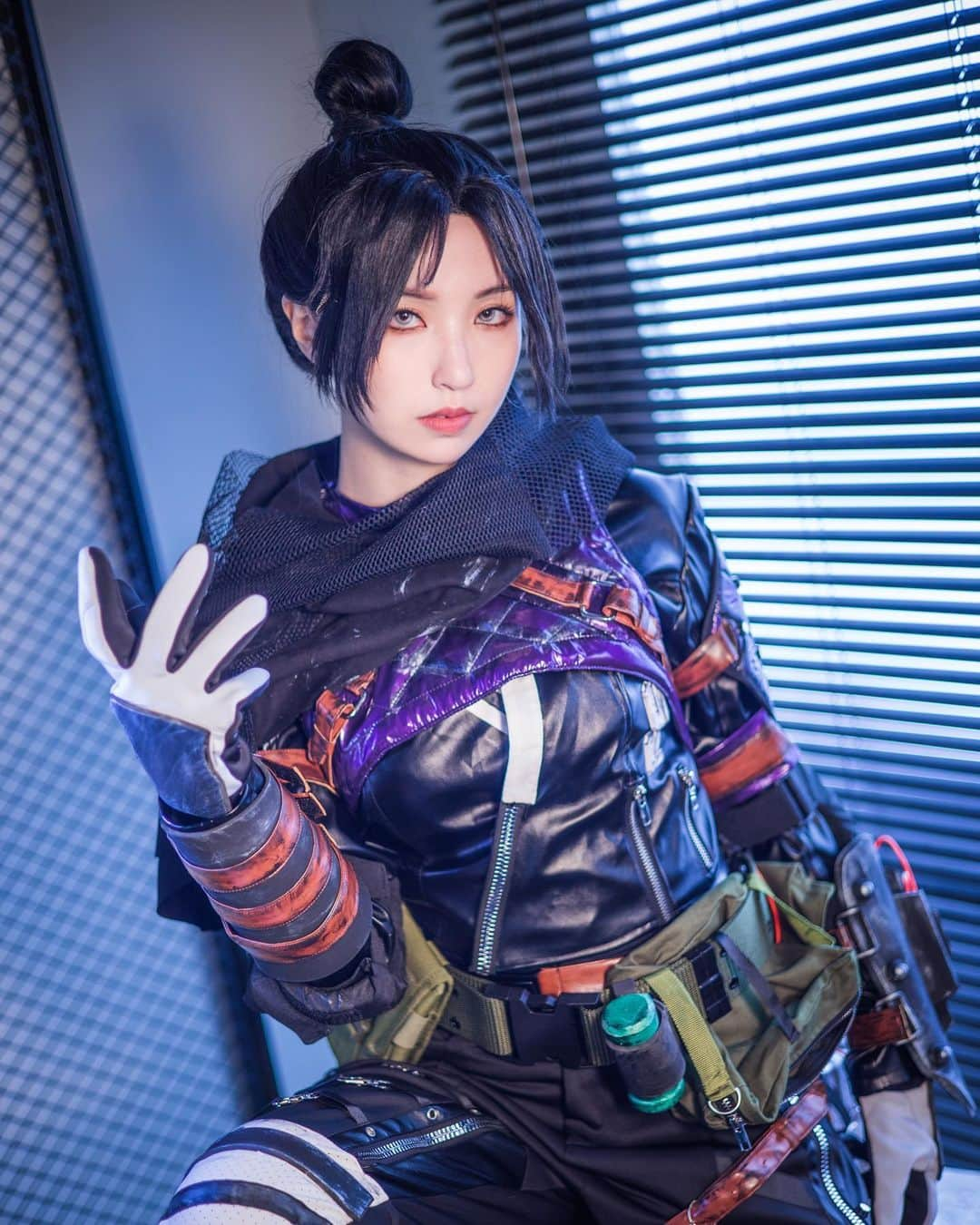 Sherryさんのインスタグラム写真 - (SherryInstagram)「- 《Apex 英雄》傳奇征途嘉年華 Cosplay & 繪畫大賽投票正式開始了✨✨  這次收到了很多十分精緻的作品💖 大家都好厲害啊啊啊🤩🤩！！ 在 6/19 - 6/21期間，只要在放肆玩股份有限公司（PLAY4FUN）  Facebook投稿區相簿內的作品下按讚，就能為心儀的作品投票了😆✨ 如果大家想為努力的參加者們打打氣，記得要分享出去啊😚😚💖💖  🌟活動連結►  https://bit.ly/4418Hyq  #傳奇征途 #Apex英雄 #TRTL #ApexLegends  #APEX傳奇征途COSPLAY大賽」6月20日 18時00分 - silverxhere