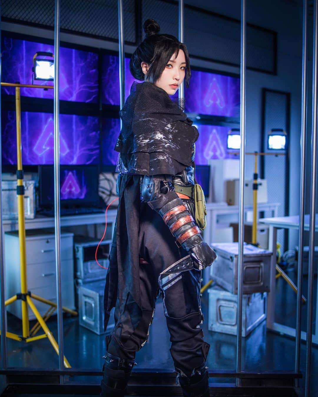 Sherryさんのインスタグラム写真 - (SherryInstagram)「- 《Apex 英雄》傳奇征途嘉年華 Cosplay & 繪畫大賽投票正式開始了✨✨  這次收到了很多十分精緻的作品💖 大家都好厲害啊啊啊🤩🤩！！ 在 6/19 - 6/21期間，只要在放肆玩股份有限公司（PLAY4FUN）  Facebook投稿區相簿內的作品下按讚，就能為心儀的作品投票了😆✨ 如果大家想為努力的參加者們打打氣，記得要分享出去啊😚😚💖💖  🌟活動連結►  https://bit.ly/4418Hyq  #傳奇征途 #Apex英雄 #TRTL #ApexLegends  #APEX傳奇征途COSPLAY大賽」6月20日 18時00分 - silverxhere