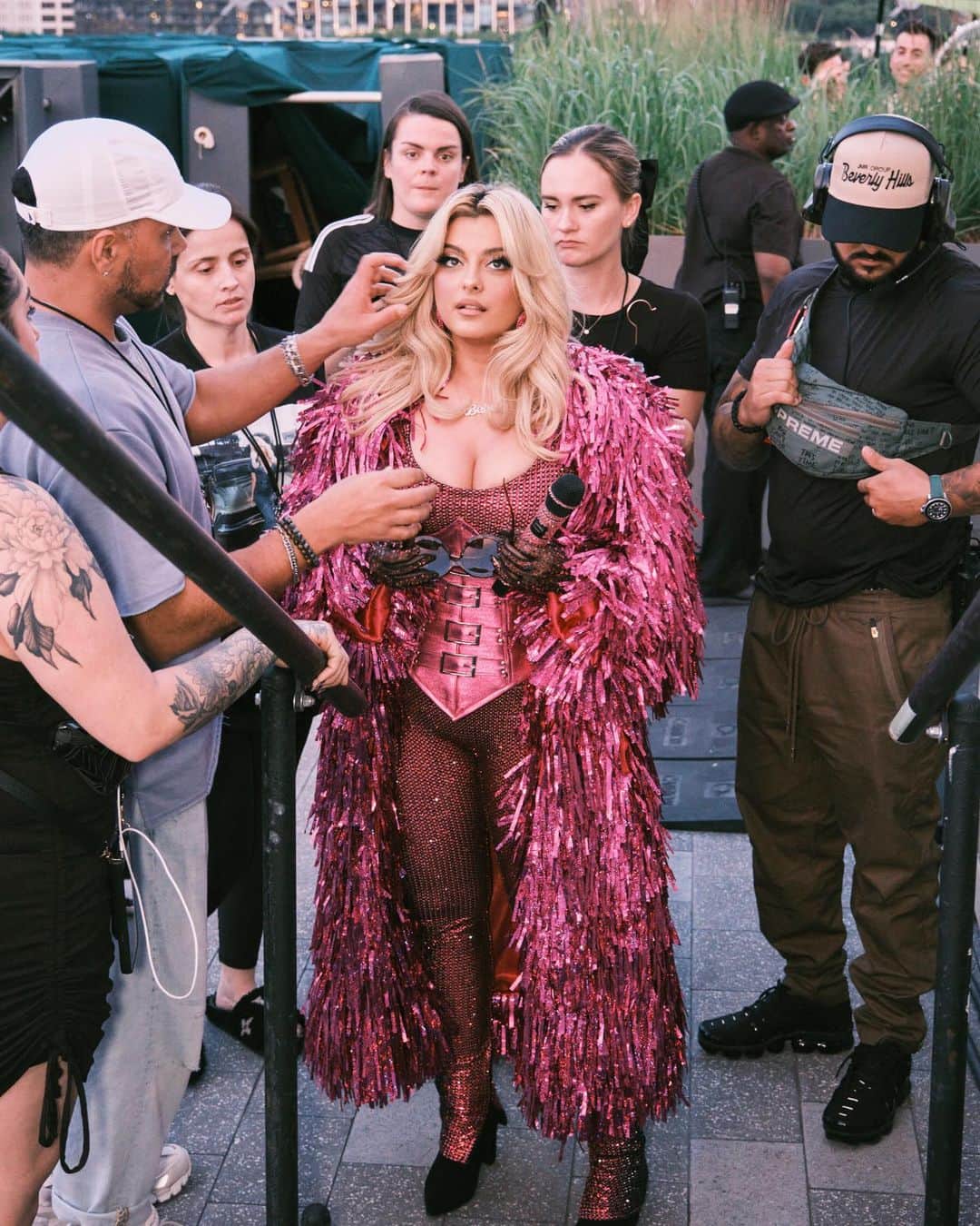 Bebe Rexhaのインスタグラム：「Although the show ended in an unfortunate way it was still an amazing show in my hometown. Thank you so Much New York. I love You. The Tour must go on!!! Philly next!  Which show you coming to?! #bestfnnightofmylifetour」