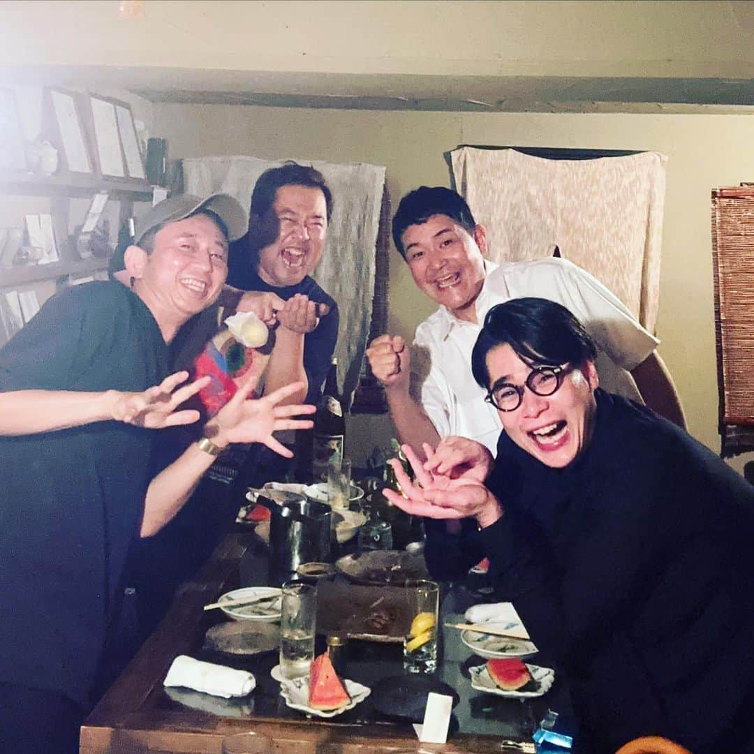 のインスタグラム：「何の意味も無い集まり。」