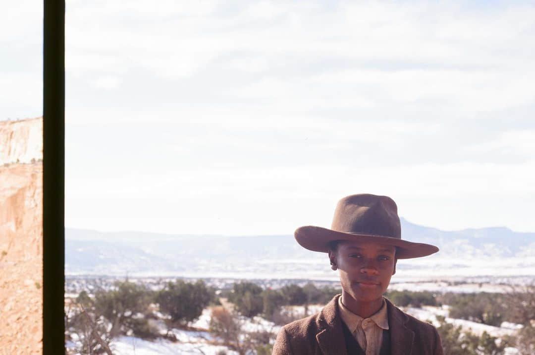 letitiawrightさんのインスタグラム写真 - (letitiawrightInstagram)「bts on film. 🎞  Taken by yours truly 🙏🏾  #surroundedmovie out now」6月21日 0時29分 - letitiawright