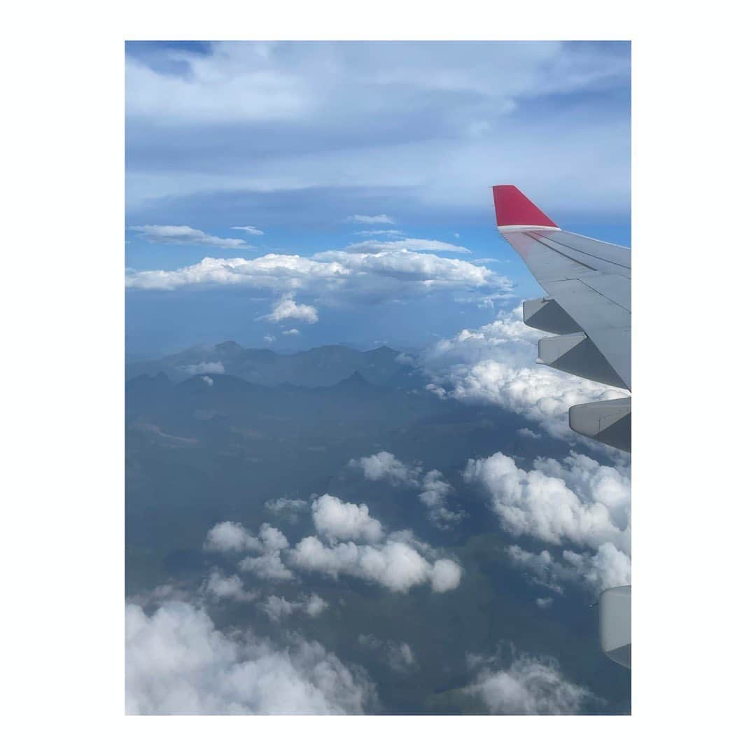 大石参月さんのインスタグラム写真 - (大石参月Instagram)「ついにキタっ！！！✈️ ここ、どーこだ🤭  #少し旅に出発 #大石参月」6月21日 0時55分 - ohishi_mitsuki