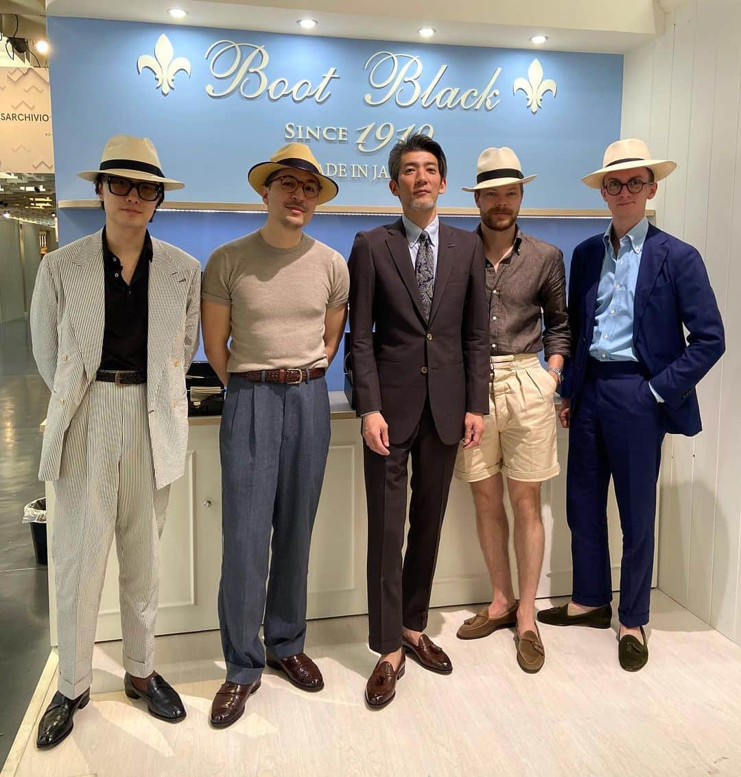 bootblack_officialさんのインスタグラム写真 - (bootblack_officialInstagram)「Cool Maestro Narita 😎 Together with @iamshufaja @carlo_vdbroeck @sartorial_finn @mrcollins92  #bootblackshoeshine#bootblackshoecare#highshine#shoecare#shoeshine#shoepolish#shoegazing#shoestagram#leathershoes#madeinjapan#classicshoes#dressshoes#shoegram#paraboot#mirrorshine#shoeaddiction#shoeaddict#exhibition#pitti#pittiuomo#pittiimagine#italy#firenze#japan#tokyo#maestro」6月20日 16時39分 - bootblack_official