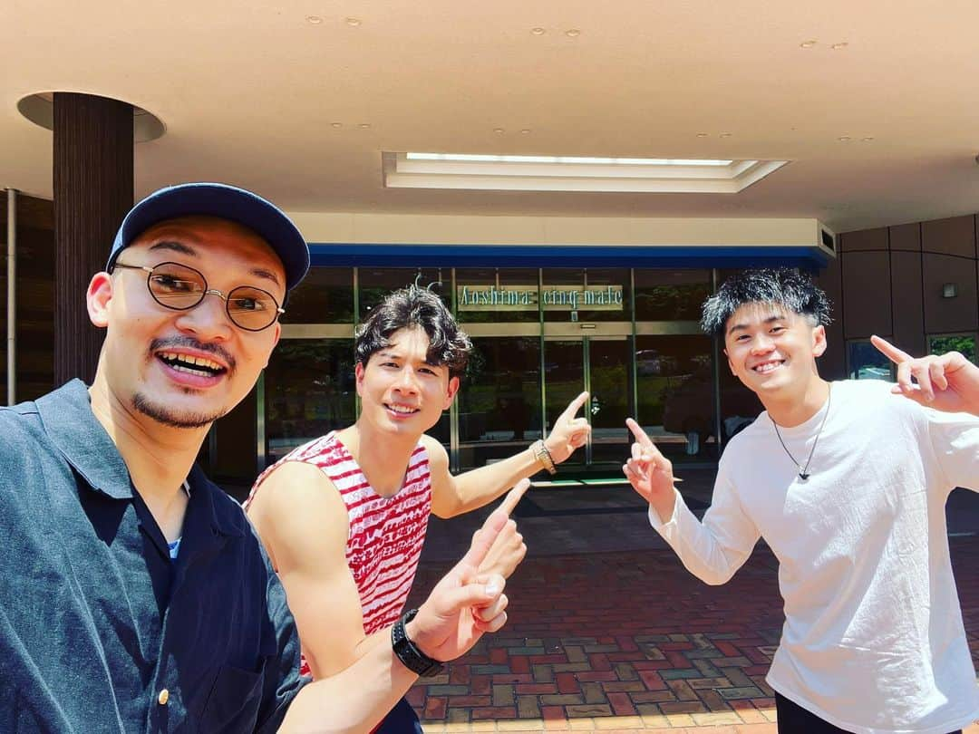 兒玉康成さんのインスタグラム写真 - (兒玉康成Instagram)「『オモヒデグラム』 宮崎旅！初の青島上陸！ 海外に来てるのかと思うくらいいい時間が流れてた☀️  まじでチルってた！🌺  #パンサーズサウナ部 #青島」6月20日 16時42分 - yasu_koda_21