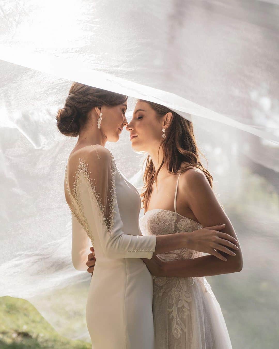 Pronoviasさんのインスタグラム写真 - (PronoviasInstagram)「Today, we celebrate the love of Andrea & Mireia, embracing the beauty of their unique journey together💛 Congratulations and best wishes to the lovely couple!   Andrea is wearing the JOVIE gown and Mireia is wearing the IMOGEN dress✨  📸 @thefrontierstudio   Share your love story at pronovias.com/share-love-story  #PronoviasBride」6月20日 20時00分 - pronovias