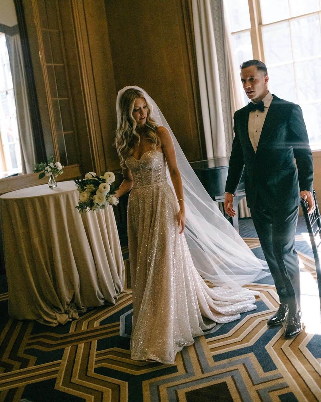 Pronoviasさんのインスタグラム写真 - (PronoviasInstagram)「Our radiant #PronoviasBride @haleyoswold graces the occasion in her stunning BIMMAH dress✨  As she walks down the aisle, her dress sparkles with every step, casting a spell of enchantment upon all who behold her💛  📸 @kristenmarieparker   Share your love story at pronovias.com/share-love-story」6月20日 23時30分 - pronovias