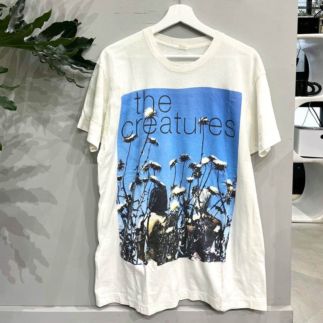 ジャムルのインスタグラム：「THANK YOU SOLD OUT!! . 店頭に出した瞬間、瞬殺SOLDとなったThe creatures 凄いタイミングでした！ありがとうございました❤️‍🔥 .   #jammru#jammru_tee#vintagetshirt #vintagetee#vintagebandtee#thecreatures #thecreaturesband  #osaka  #fashion  #streetstyle  #streetfashion  #vtg  #vintage  #used  #usedclothing  #古着 #古着屋 #ファッション #70s #80s #90s」