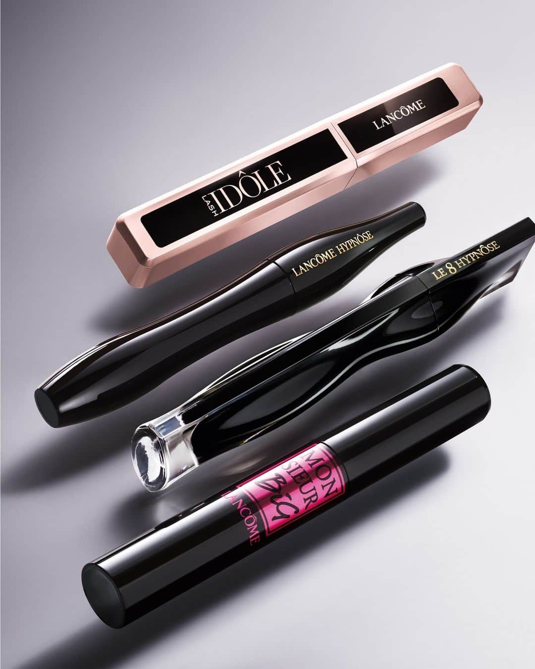 Lancôme Officialさんのインスタグラム写真 - (Lancôme OfficialInstagram)「Go from 3x to 14x more volume in under 60 seconds with one of our targeted formulas. Find your perfect mascara match to get your lash service in one minute. #Lancome #mascara #makeup」6月20日 18時00分 - lancomeofficial