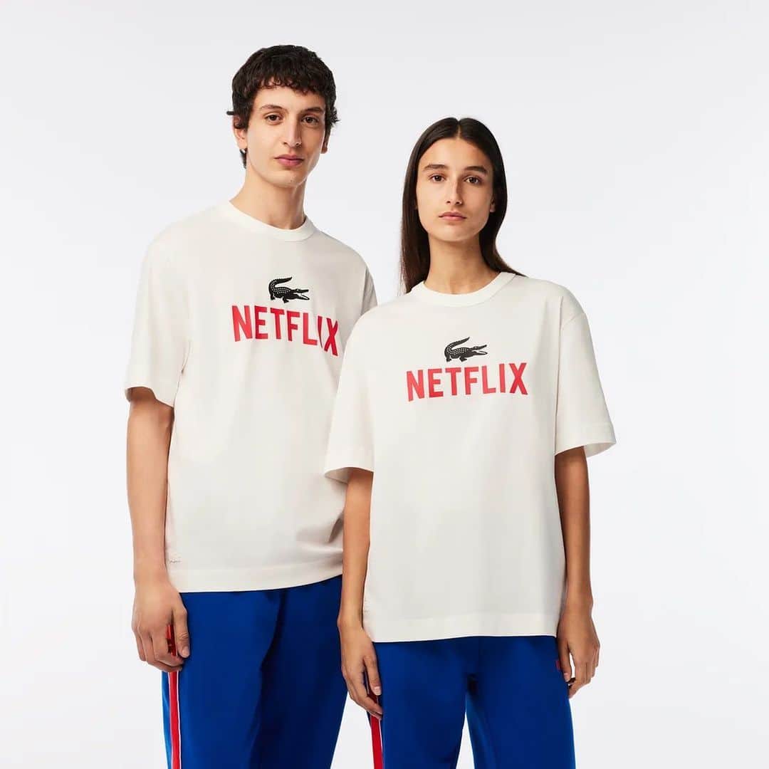FASHIONWALKERのインスタグラム：「Netflixの人気作品が #ラコステ で登場🐊 ファッションウォーカーでも販売中です🌴 ⁡ コラボアイテムを今すぐチェック！ ⁡ ———————————— 🌴【MAX90%OFF】夏の先行セールスタート🌴 FASHION WALKERのトップページからチェックしてみて ———————————— ⁡ ⁡ #LACOSTE #Netflix #ネトフリ」