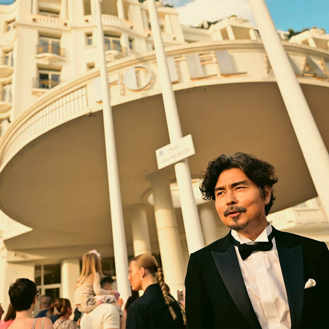 BMW Japanさんのインスタグラム写真 - (BMW JapanInstagram)「生きる歓びへと導くすべての才能に、エールと喝采を。BMW x Cannes Film Festival 2023  なぜ、人は映画に魅せられるのでしょうか。 なぜ、BMWは今年もカンヌ国際映画祭公式パートナーとなったのでしょうか。  J-WAVE「BMW FREUDE FOR LIFE」のナビゲーターを務める、俳優・小澤征悦氏とともにカンヌを巡り、その魅力、その理由をお届けします。  レポート記事は @bmwjapan アカウントトップのURLからチェック。  #ThisIsForwardism #THEi7M70 #BornElectric #BMW #festivaldecannes」6月20日 19時00分 - bmwjapan