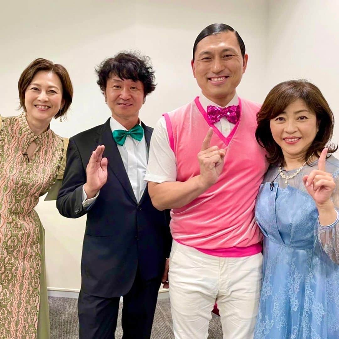 森尾由美のインスタグラム：「チーム松本！！！  明日21時より 日本テレビ モストバリュアブル芸能人  に松本明子ちゃんの応援団で オードリーの春日さん あっこのドライバーさんと 出演させていただきます  あっこのいい人過ぎる エピソード満載です！  是非ご覧になってくださいね❣️  #モストバリュアブル芸能人 #松本明子ちゃん #オードリー春日俊彰さん」