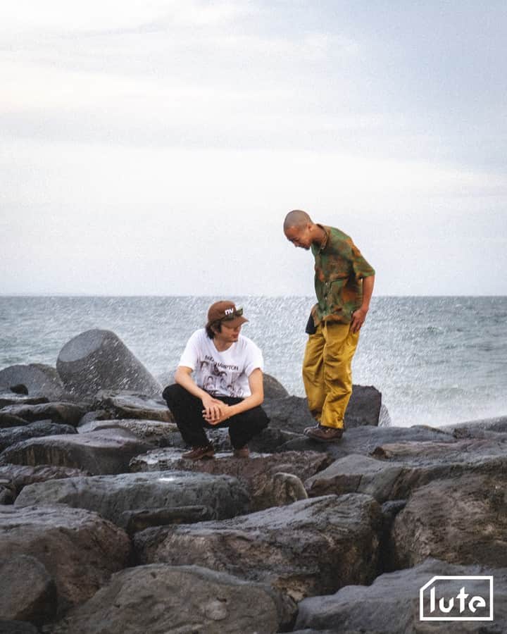 lute / ルーテのインスタグラム：「Interview with 9tree ( @_______9tree_______ )  Q. 最近は何にハマっている？  K'z Tyler：散歩&萬来軒の中華(戸越銀座)  DAI：坊主にすること&タマンのカレー屋さん(西大井)  Q. お気に入りのドリンクはある？  K'z Tyler：甲子園で飲む生ビールと泡盛  DAI：ヤリヤリサワー(中野Live&Pub Moon Step)  Q. 好きなクリエーターは？  K'z Tyler：岡本太郎, Tyler the Creater,Alexander,Shisei,新海誠,ぼく脳  DAI ：横尾忠則,宮崎駿, YUINO, 四隅大輔  Q.今注目しているアーティストは？  Khamari, S.A.R, 鋭児,CCS records.,Sato Mario,柊人,Asound,Kethug, XG  Q. お気に入りのMVは？  MVではないが映画This is meのワークショップセッション  Q. クリエイティビティの源は？  衝動, 自然, 生きていると実感した時  Q. 最近の活動はどう？  今年はフェスや地方でのライブも増やしたいので、全国からのオファーお待ちしてます！ 何処へでも魂と共に飛んでゆきます。」