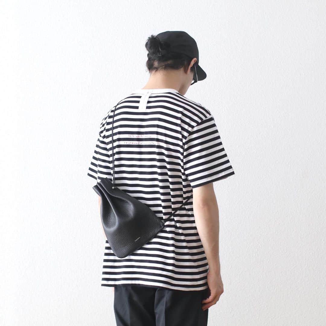 のインスタグラム：「_ HenderScheme / エンダースキーマ "zacc" ￥19,800- _ 〈online store / @digital_mountain〉 https://www.digital-mountain.net _ 【オンラインストア#DigitalMountain へのご注文】 *24時間受付 *14時までのご注文で即日発送 *1万円以上ご購入で送料無料 tel：084-973-8204 _ We can send your order overseas. Ordering procedure details can be found here. >>http://www.digital-mountain.net/html/page56.html  _ #HenderScheme #エンダースキーマ _ 実店舗：#WonderMountain  〒720-0043  広島県福山市船町2-23 JR 「#福山駅」より徒歩10分 #ワンダーマウンテン #japan #hiroshima #福山 #福山市 #尾道 #倉敷 #鞆の浦 近く _ WOMEN/GOODS： @hacbywondermountain _」