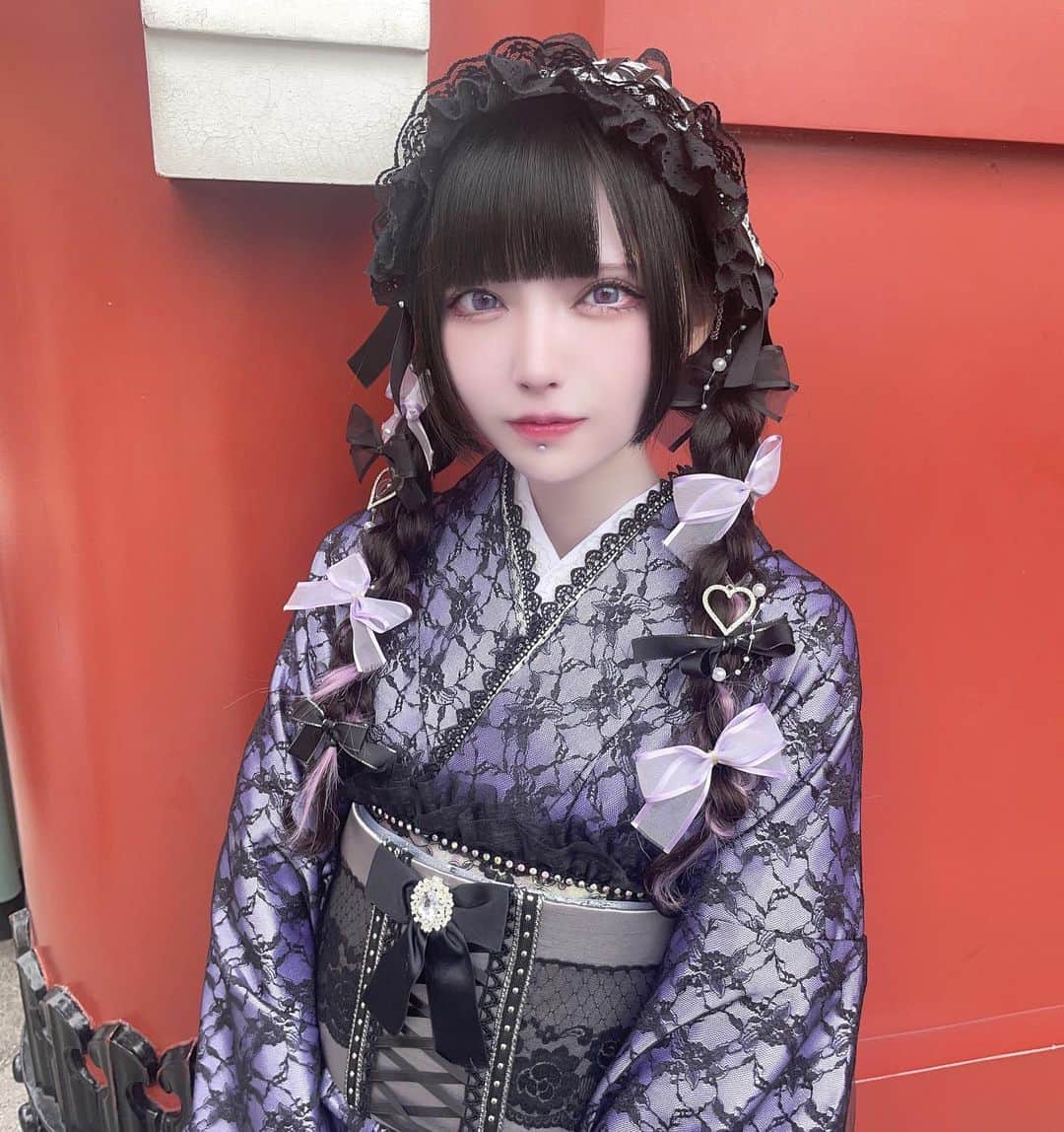 黒魅ららさんのインスタグラム写真 - (黒魅ららInstagram)「さわだ屋さんの着物超可愛い💭  #浅草 #着物 #地雷」6月20日 20時33分 - _ux_xuxoo