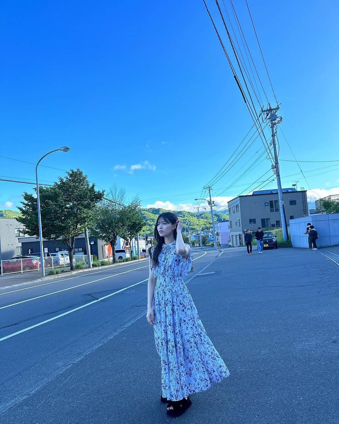 新井椎夏さんのインスタグラム写真 - (新井椎夏Instagram)「空がめちゃ青かった☁️」6月20日 20時43分 - elsy_shiina