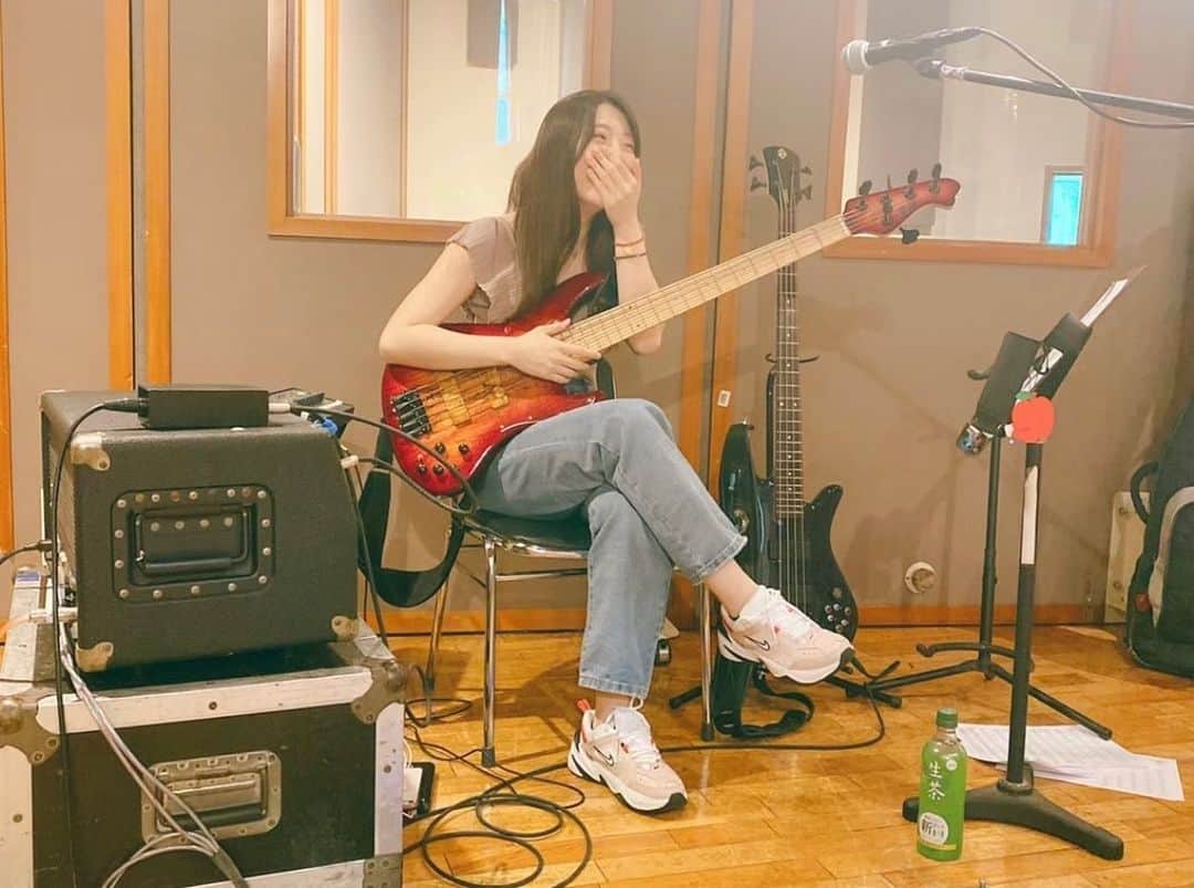 AKARIさんのインスタグラム写真 - (AKARIInstagram)「昨日は磯風ちゃんの進水日でしたね！  磯風ちゃんのおかげでたくさんの大切な人や思い出ができました✨  これからもよろしくね🎀」6月20日 20時40分 - akaringobass