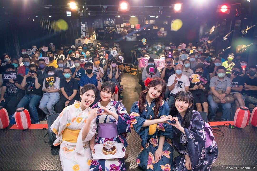 AKB48 Team TPさんのインスタグラム写真 - (AKB48 Team TPInstagram)「📢小編報報📢⁣ ⁣ AKB48 Team TP – 6月生日會🎂⁣ 以日本夏日祭典為主題的六月生日會⁣ 壽星們在服裝上的精心打扮⁣ 以及流程中所安排的遊戲環節⁣ 希望粉絲們都玩得很開心⁣ ⁣ @tingli_akb48teamtp⁣ @momo_akb48teamtp⁣ @mirei_akb48teamtp ⁣ @yuyan_akb48teamtp⁣ #AKB48TeamTP #TeamTP #TTP⁣ #6月生日會 #慶生趴 #生日快樂⁣ #林亭莉 #李孟純 #小山美玲 #黃昱燕」6月21日 15時05分 - akb48teamtp