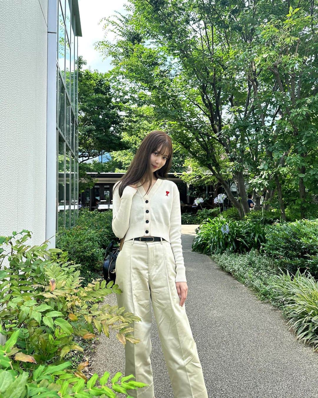 松平璃子さんのインスタグラム写真 - (松平璃子Instagram)「@amiparis の新作🍎❤︎  #りこぴのクローゼット」6月20日 21時15分 - riko_matsudaira_official