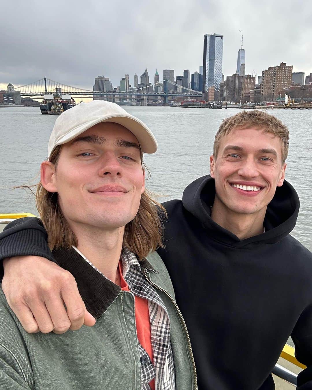 Ton Heukelsさんのインスタグラム写真 - (Ton HeukelsInstagram)「A while ago when I found out that my face can cover a little under half the New York skyline #tbt」6月21日 0時05分 - therealtonheukels
