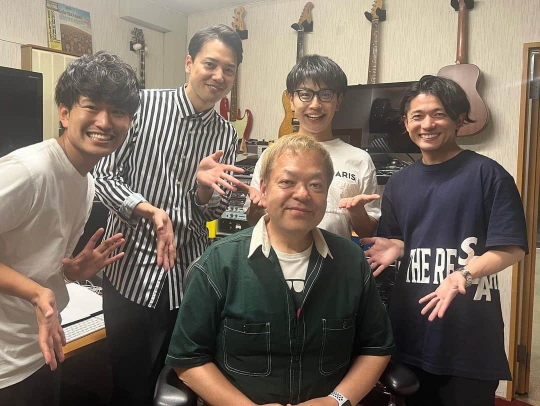 工藤淳之介さんのインスタグラム写真 - (工藤淳之介Instagram)「レコーディング後の1枚。 今回も本当に素敵に仕上げて頂きました。井上さんの魔法にはいつも心が震わされます。  初公開の25日までしっかり練習しなければ！！ まだお席もギリギリ間に合いますので迷ってる方はぜひぜひ会場でお会いましょう😊  #イケメン四銃士  #新曲 #4thsingle  #アナウンサー #新潟 #工藤淳之介」6月20日 21時30分 - kudojun_nosuke_bsn